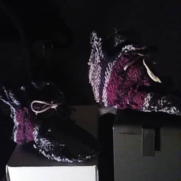 Booties & slippers - Picture 4 of 12